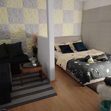 Cozy Max Studio Ягодина Экстерьер фото